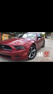Ford Mustang 2013 6 cil automático americano