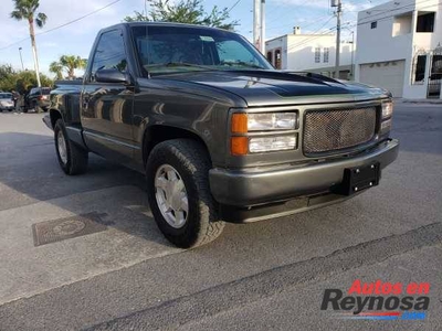 GMC Sierra 1998 8 cil automatica 4x4 americana