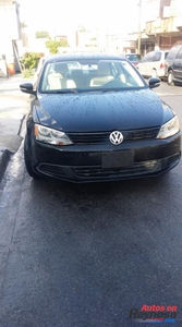 Volkswagen Jetta 2012 5 cil automático regularizado