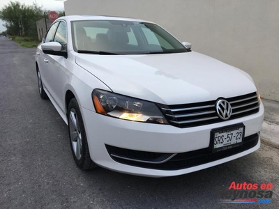 Volkswagen Passat 2013 5 cil automático mexicano