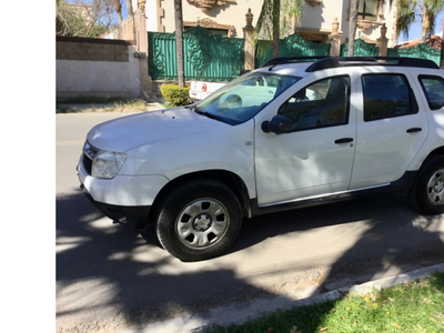 RENAULT DUSTER5 PTS. EXPRESSION, 2.0 LT. 133 HP, TA 4, A/AC., VE DELANTEROS, R-16