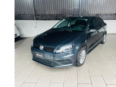 VOLKSWAGEN VENTO4 PTS. STARTLINE, 1.6 LT., TIPTRONIC 6, A/AC., VE, MP3, SIN ALARMA, R-15