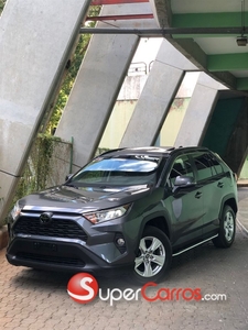 Toyota RAV4 XLE 2019