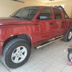 Dodge Dakota Slt Crew Cab 4x2 At