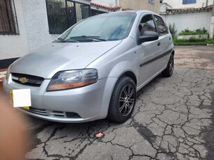 Chevrolet Aveo 1.6 Five