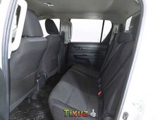 Venta de Toyota Hilux 2020 usado Manual a un precio de 490999 en Juárez