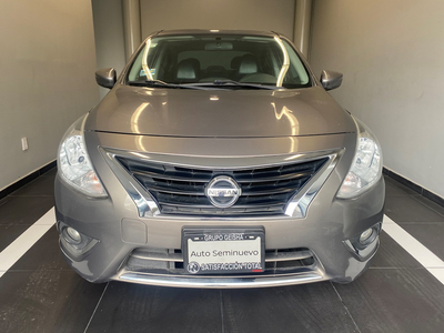 Nissan Versa 2015