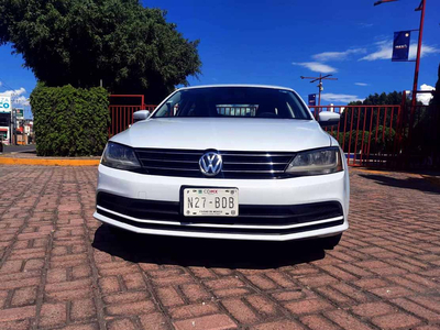 Volkswagen Jetta 2.5 Trendline Mt