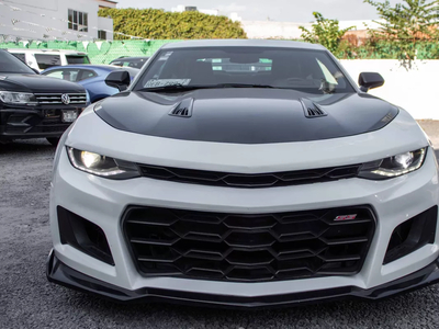 Chevrolet Camaro 6.2 V8 Ss At