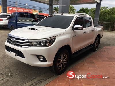 Toyota Hilux Revo 2016