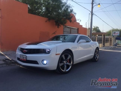 Chevrolet Camaro 2010 6 cil automático regularizado