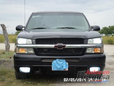 Chevrolet Silverado 2004 8 cil automatica regularizado