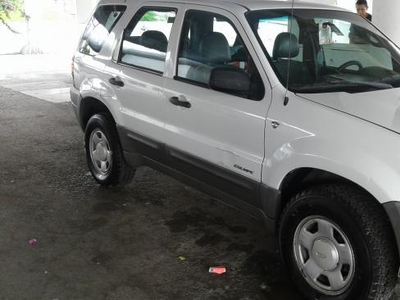 Ford Escape 2002 6 cil automatica regularizada