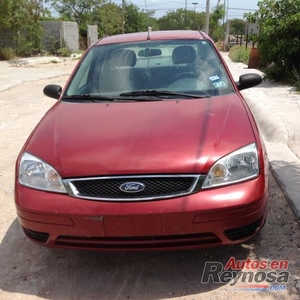 Ford Focus 2005 4 cil automático americano