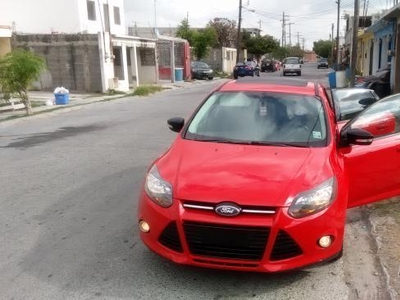 Ford Focus 2013 4 cil automático americano