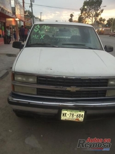 GMC Sierra CK1500 1995 8 cil automatica mexicana