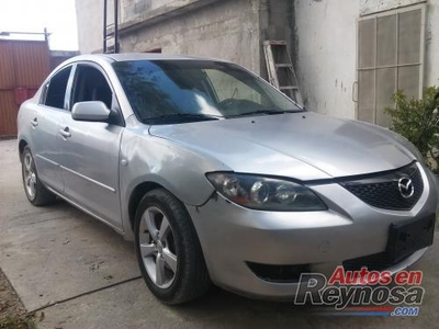 Mazda Mazda3 2004 4 cil automático americano