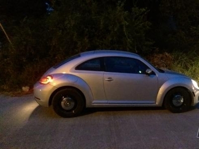 Volkswagen Beetle 2013 5 cil automático americano