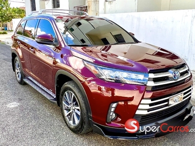 Toyota Highlander Hybrid XLE 2017