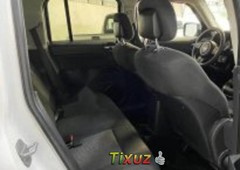 Carro Jeep Patriot 2011 en buen estadode único propietario en excelente estado