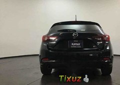 Carro Mazda Mazda 3 2017 en buen estadode único propietario en excelente estado