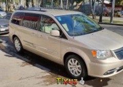 Chrysler Town Country 2013