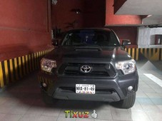 En venta un Toyota Tacoma 2013 Automático muy bien cuidado