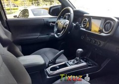 En venta un Toyota Tacoma 2017 Automático en excelente condición