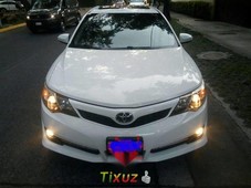 Excelente Camry Toyota 2012