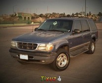 Ford Explorer impecable en Michoacán más barato imposible