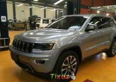 Jeep Cherokee 2020 impecable