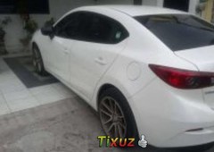 Mazda Mazda 3 2015 barato en Naucalpan de Juárez