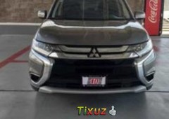 Mitsubishi Outlander 2016