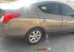 Nissan Versa 2012 impecable