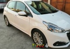 Pongo a la venta cuanto antes posible un Peugeot 208 en excelente condicción