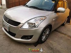 Pongo a la venta cuanto antes posible un Suzuki Swift que tiene todos los documentos necesarios