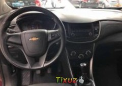 Quiero vender inmediatamente mi auto Chevrolet Trax 2017 muy bien cuidado