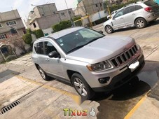 Quiero vender inmediatamente mi auto Jeep Compass 2012 muy bien cuidado