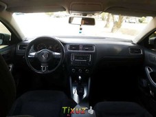 Quiero vender inmediatamente mi auto Volkswagen Jetta 2013 muy bien cuidado