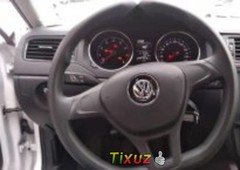 Quiero vender inmediatamente mi auto Volkswagen Jetta 2016 muy bien cuidado