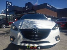 Quiero vender un Mazda 3 en buena condicción