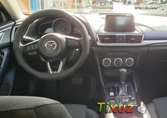 Quiero vender un Mazda Mazda 3 en buena condicción