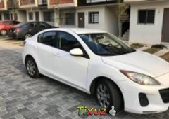 Quiero vender urgentemente mi auto Mazda Mazda 3 2012 muy bien estado