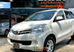 Quiero vender urgentemente mi auto Toyota Avanza 2013 muy bien estado