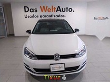 Quiero vender urgentemente mi auto Volkswagen Golf 2017 muy bien estado
