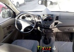Toyota Hilux 2015 impecable