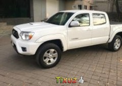 Toyota Tacoma impecable en Coyoacán más barato imposible