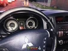 Un carro Mitsubishi Montero 2014 en Zapopan