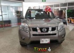 Un carro Nissan XTrail 2013 en Coyoacán