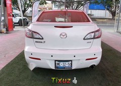 Urge Un excelente Mazda Mazda 3 2012 Automático vendido a un precio increíblemente barato en Queré